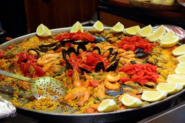 fish pilaf for the Mediterranean diet